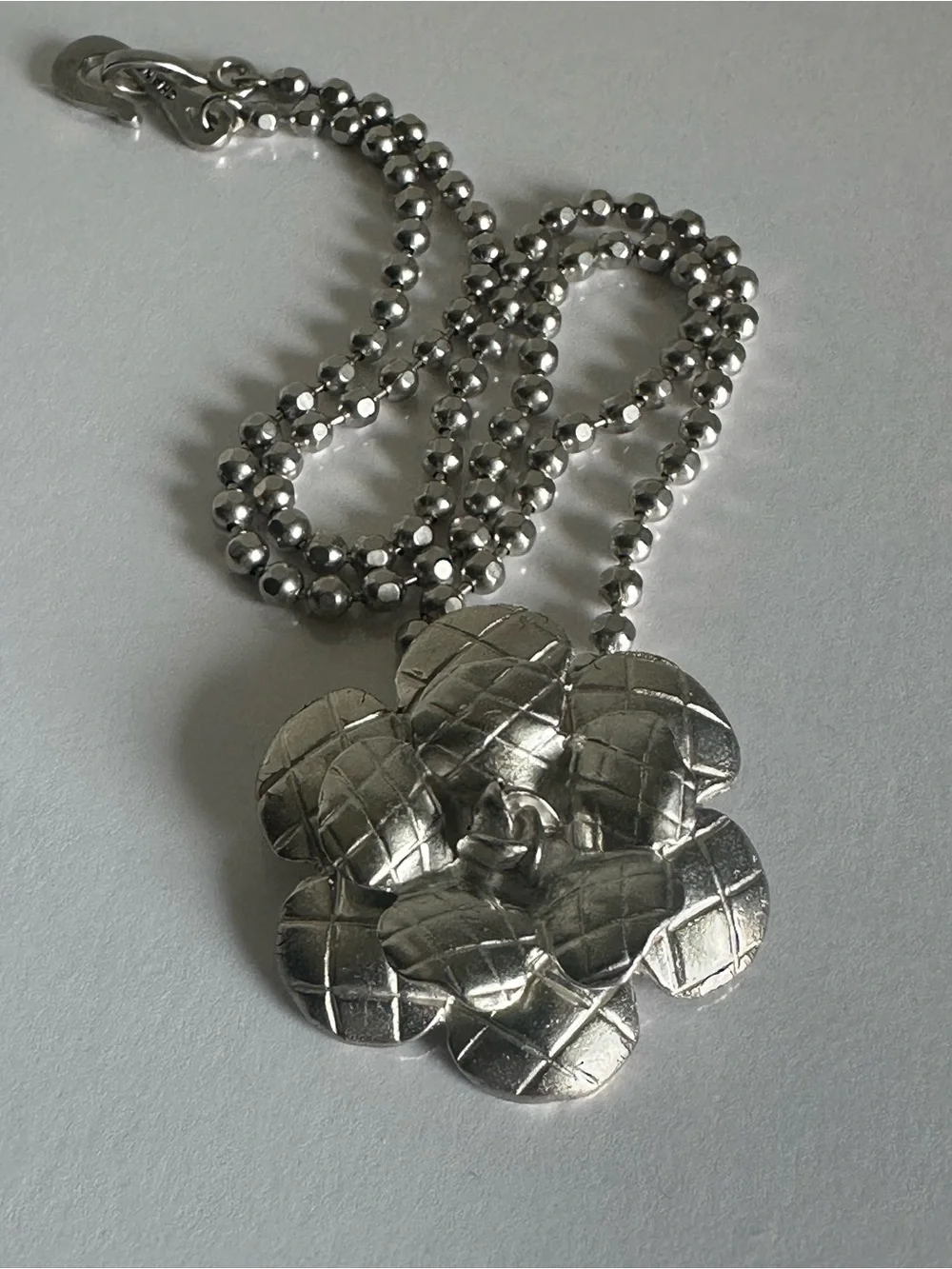 Vintage CHANEL 98A Silver Quilted Camellia CC Necklace 16” Box